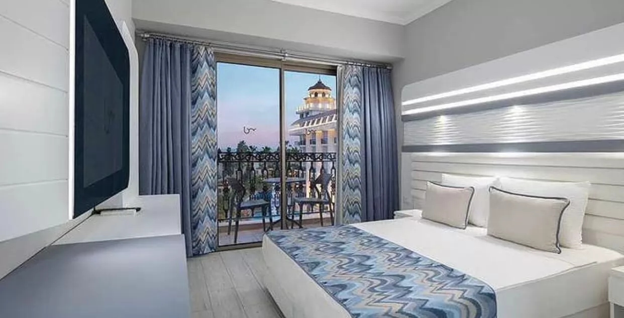 Blue Marlin Deluxe Spa & Resort