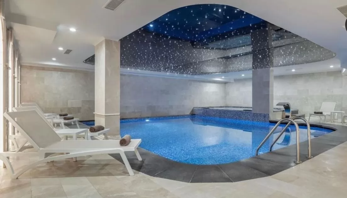 Blue Marlin Deluxe Spa & Resort