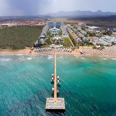 Limak Lara De Luxe Hotel & Resort