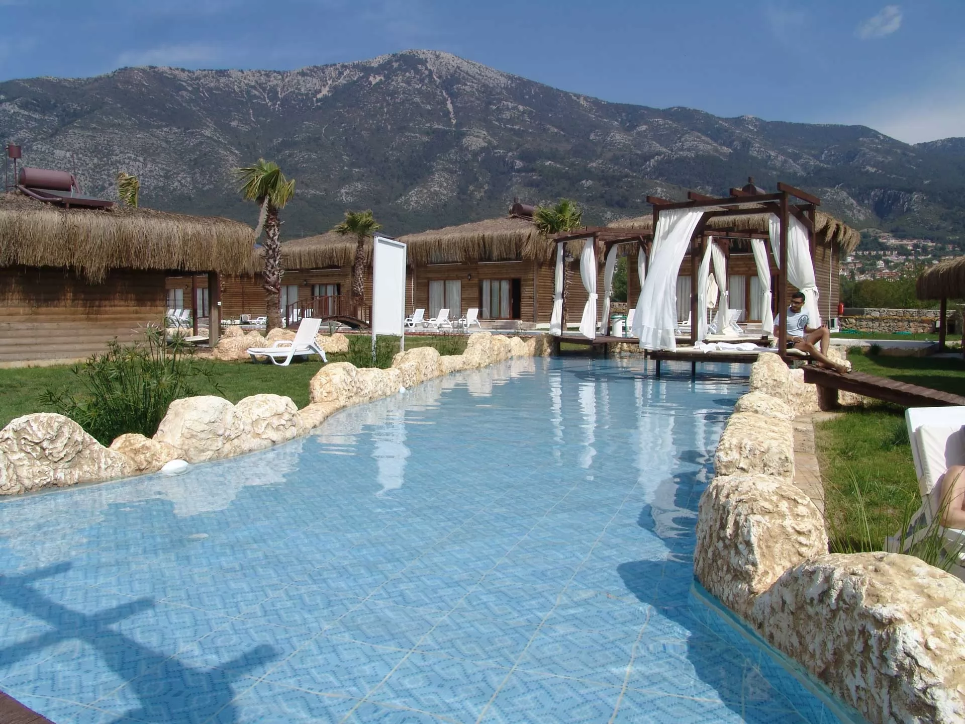 Sahra Su Holiday Village & Spa